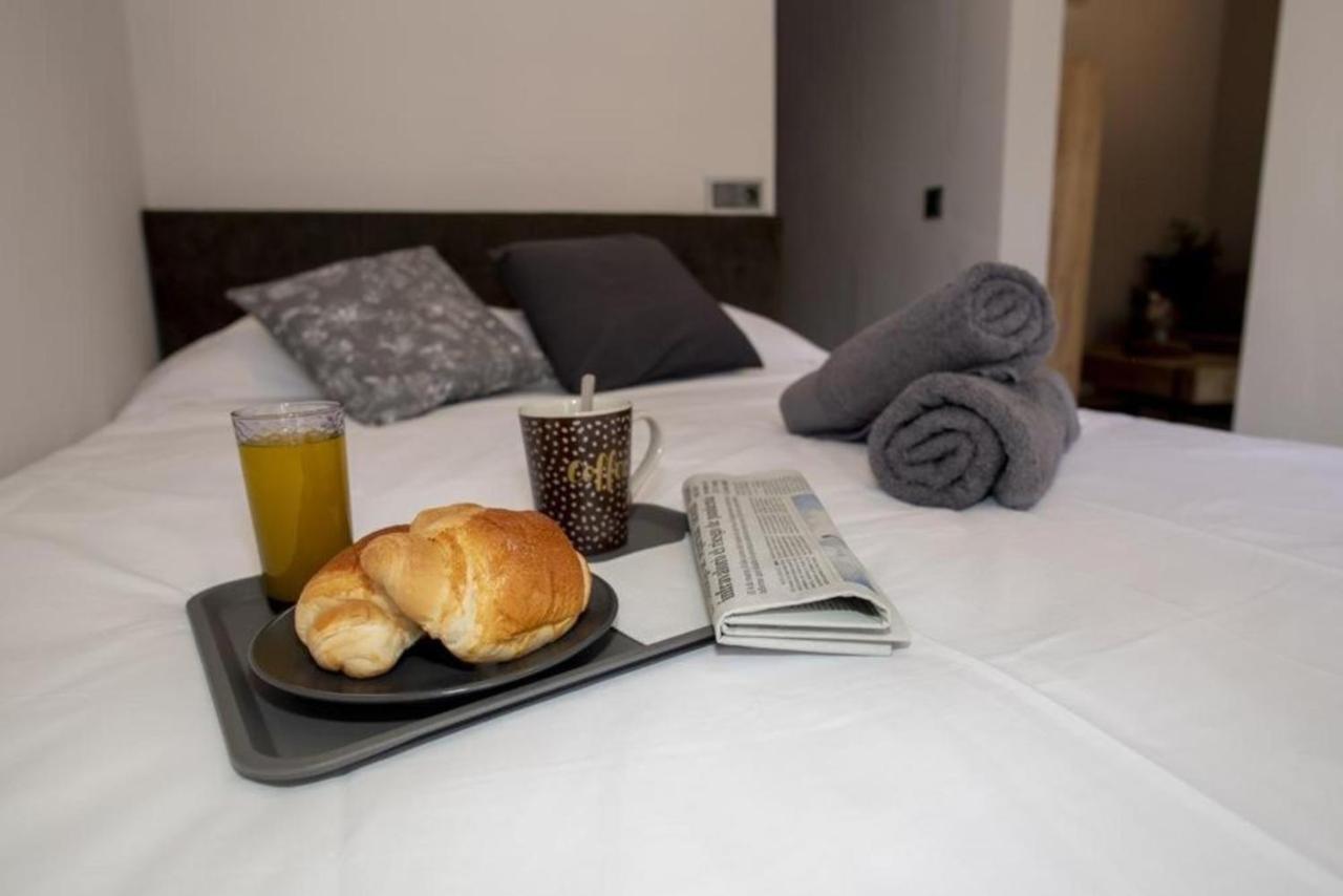 Elegante Apartamento para 5 en el centro de Cáceres con wifi Exterior foto
